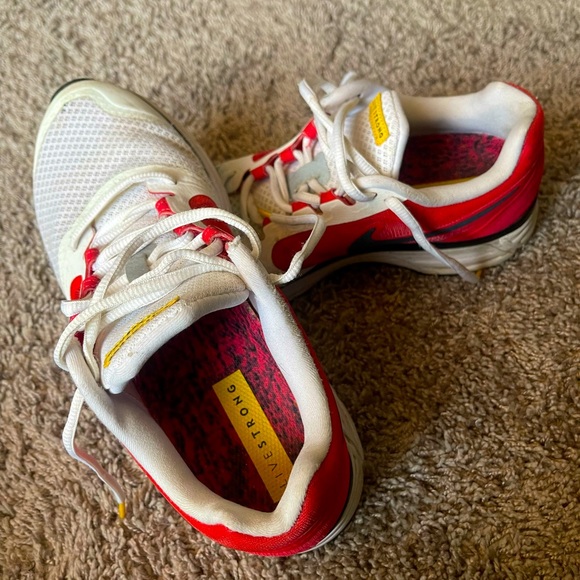 Nike Livestrong shoes - Picture 1 of 6